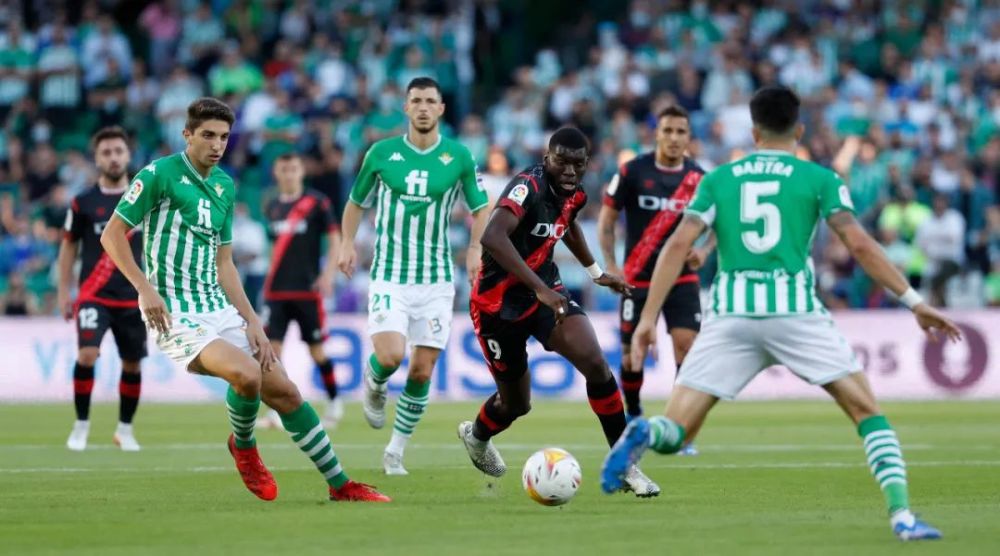 关于马德里竞技鏖战荷兰,苏亚雷斯关键制胜的信息 关于马德里竞技鏖战荷兰,苏亚雷斯关键制胜的信息