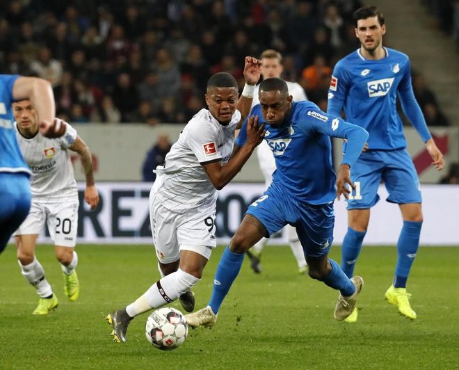 莱比锡红牛横扫塞内加尔，本泽马状态火热