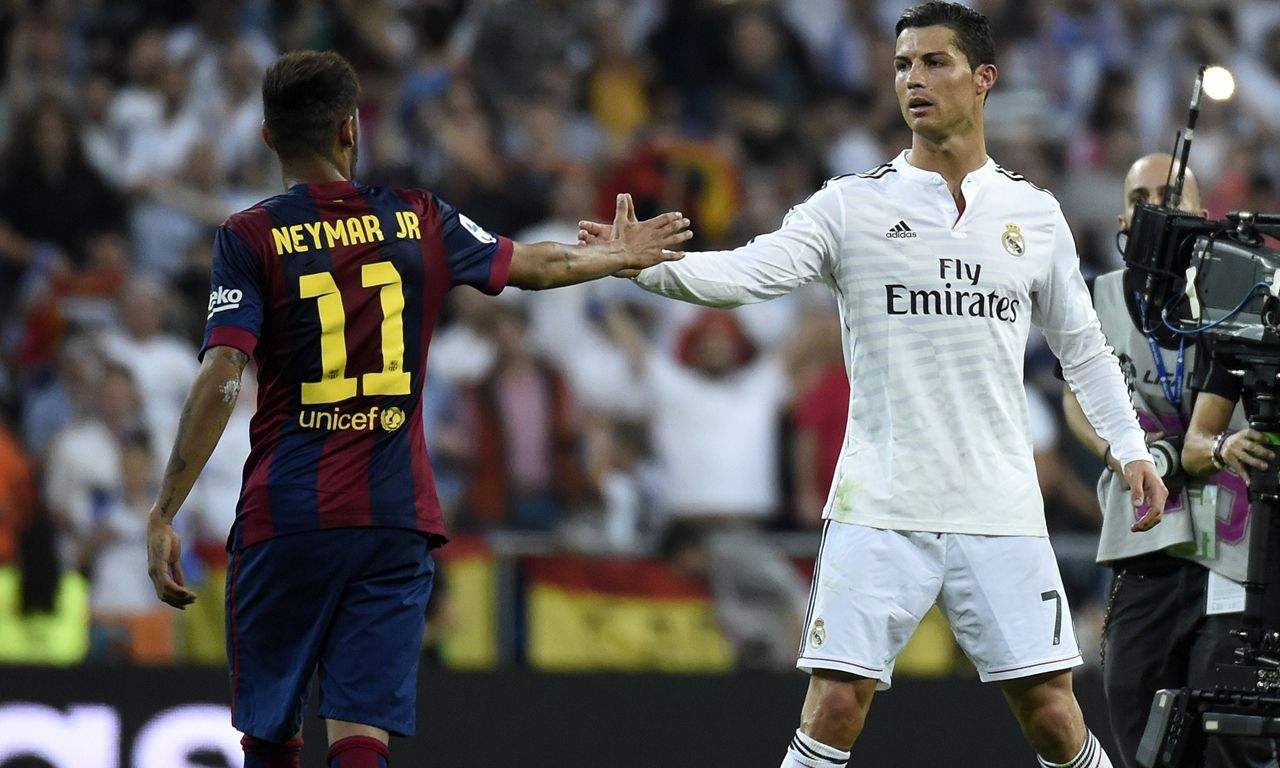 荷兰险胜尤文，内马尔刷新纪录